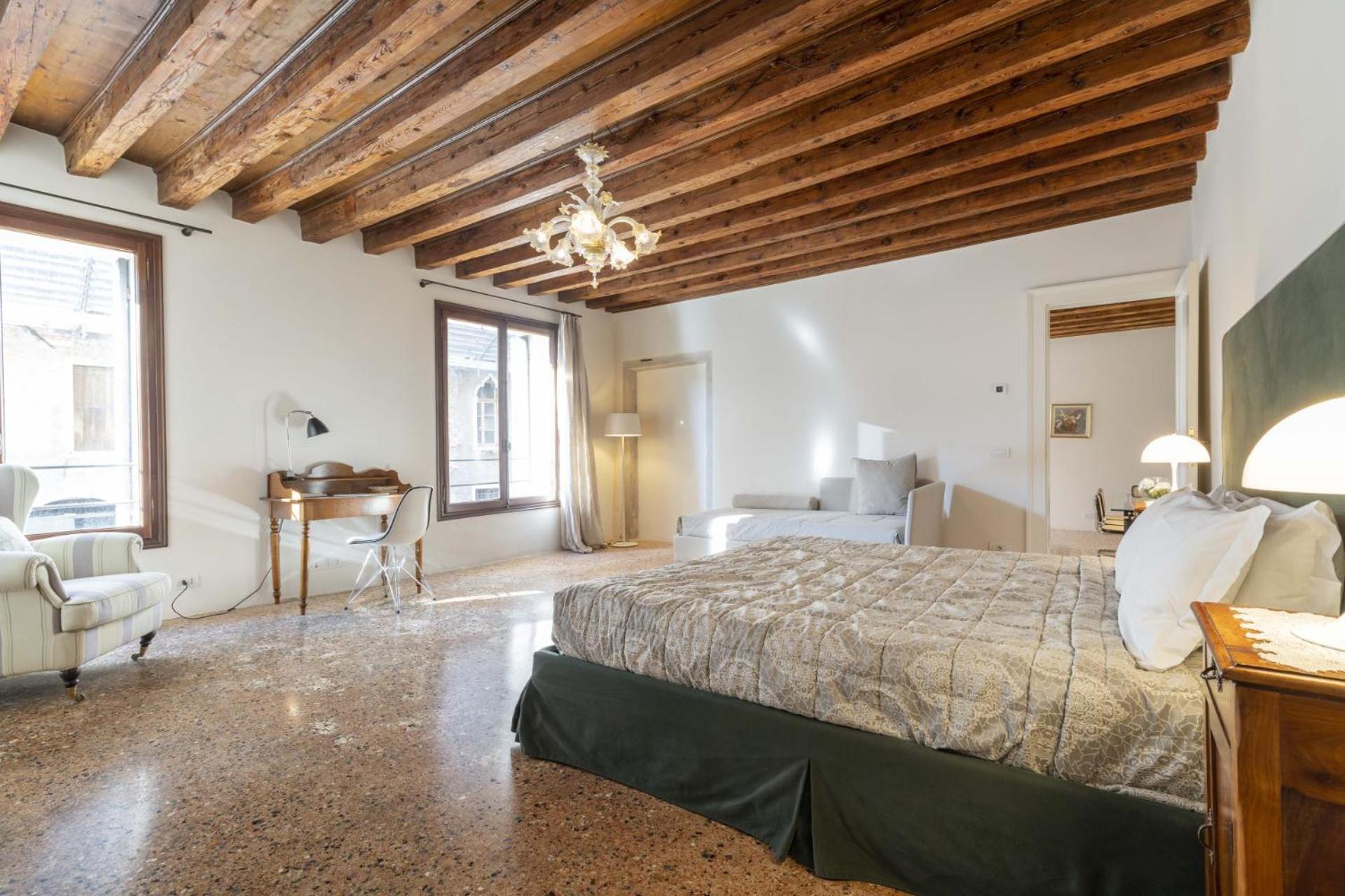 Sensale Leilighet Venezia Rom bilde